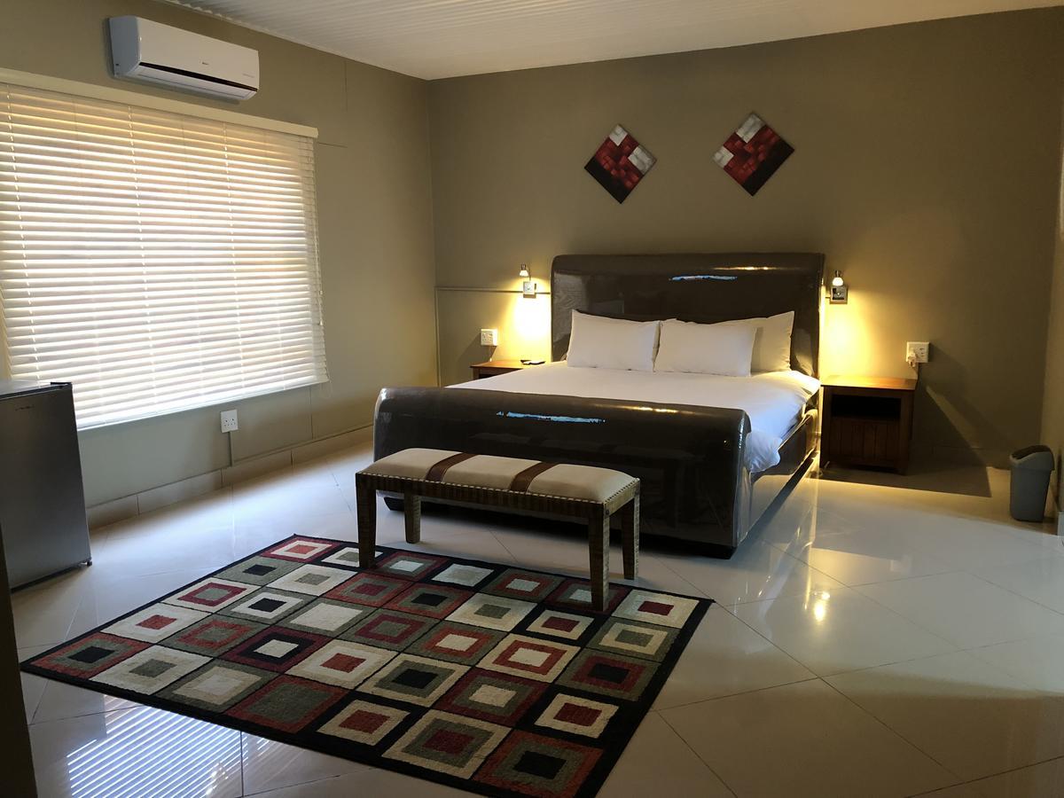 City Lodge Etosha Omuthiya Exterior foto