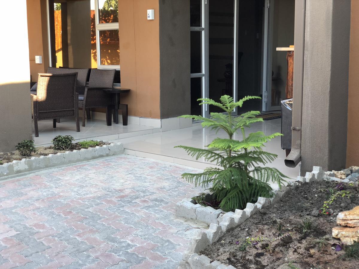 City Lodge Etosha Omuthiya Exterior foto