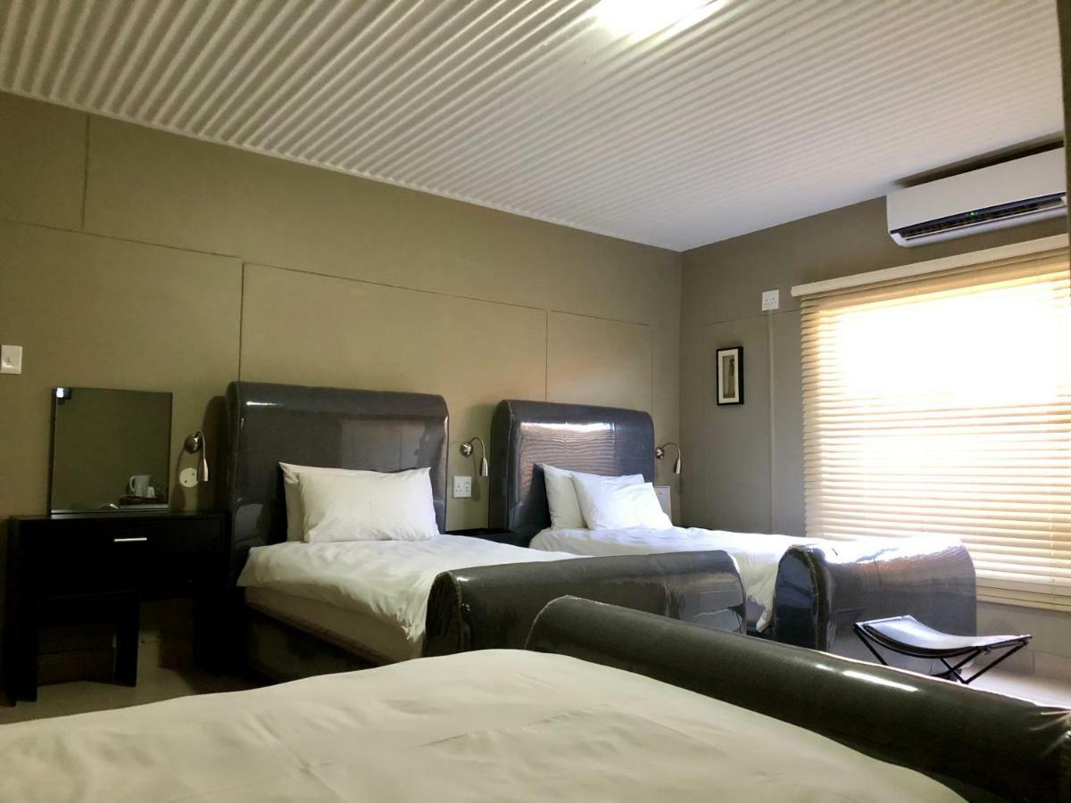 City Lodge Etosha Omuthiya Exterior foto